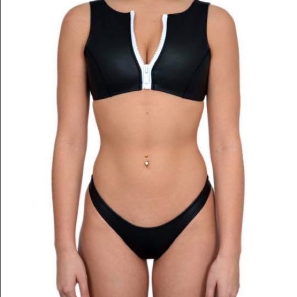 Hoaka Black and White Bikini